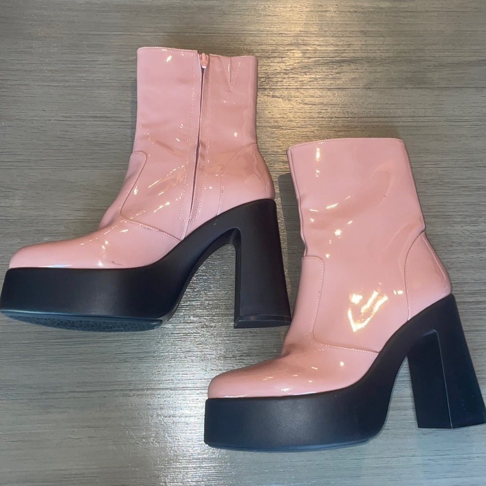 EUC WOMENS GB PINK PLATFORM BOOTS 10M​​​​​​​ - Picture 2 of 14